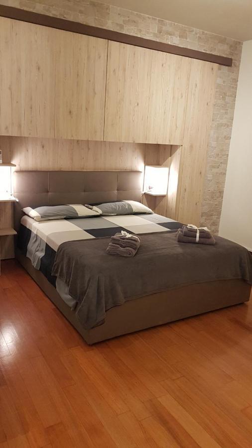 Asso Bed & Breakfast Manerba del Garda Eksteriør billede